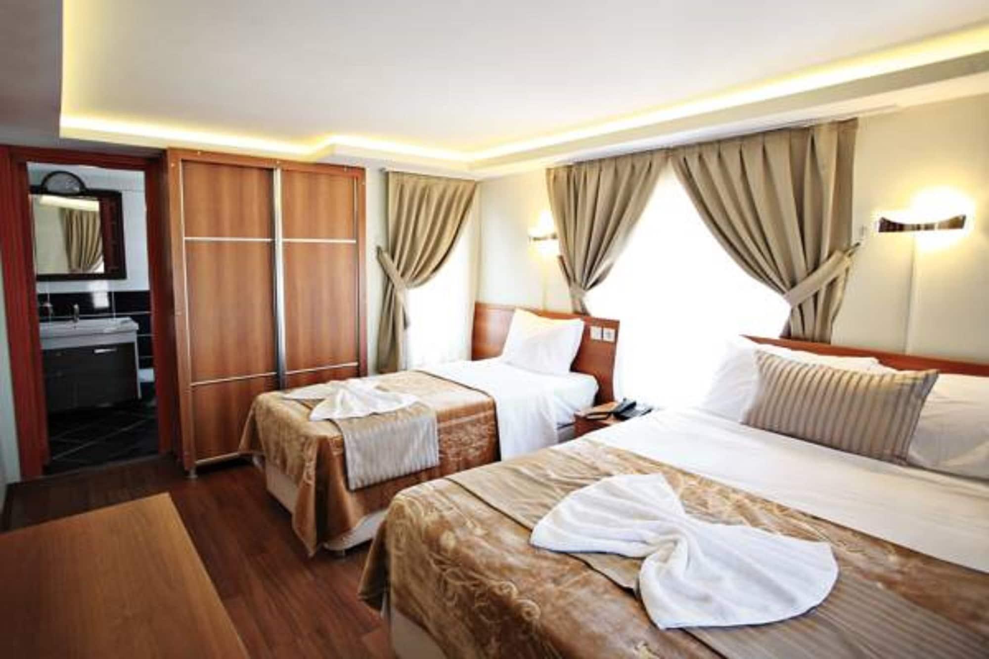 Taksim Palace Hotel Estambul Exterior foto